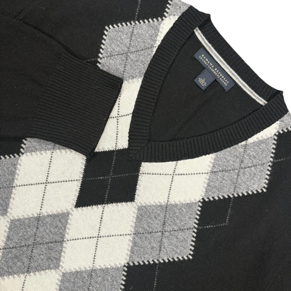 Banana Republic Cashmere Blend Sweater Mens L Black Argyle V-Neck Y2K Academia
